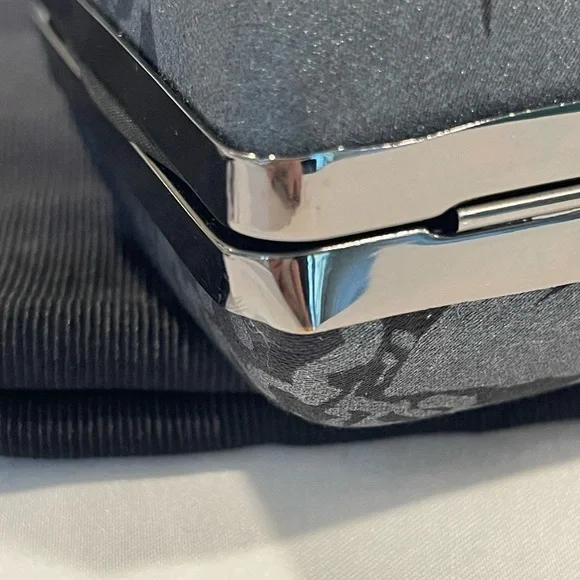 Marimekko | Gaala Fandango Printed Clutch Bag | Black/Grey - Picture 10 of 12